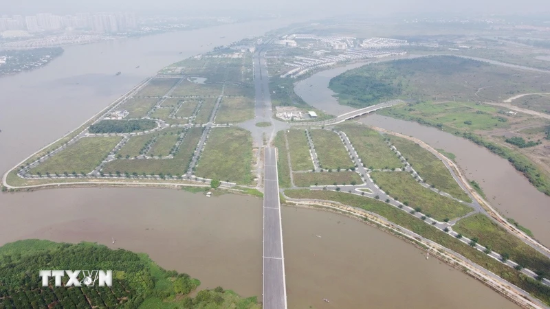 40년의 혁신: 동나이가 국내 최고의 산업 중심지로 부상했습니다.