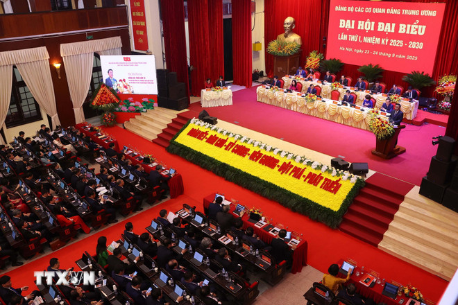 សមាជលើកទីមួយរបស់គណៈប្រតិភូបក្សនៃទីភ្នាក់ងារមជ្ឈិមបក្ស អាណត្តិ ២០២៥-២០៣០។ (រូបថត៖ Van Diep/VNA) ttxvn-tien-toi-dai-hoi-xiv-cua-dang-dai-hoi-dai-bieu-dang-bo-cac-co-quan-dang-trung-uong-lan-thu-nhat-8292986-2.jpg