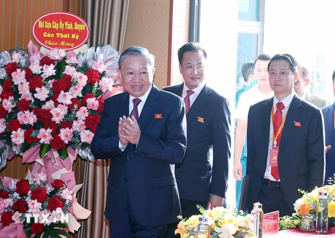 Hình ảnh 2 Tổng Bí thư Tô Lâm dự Đại hội đại biểu Đảng bộ xã Nghĩa Trụ lần thứ nhất. (Ảnh: Thống Nhất/TTXVN)