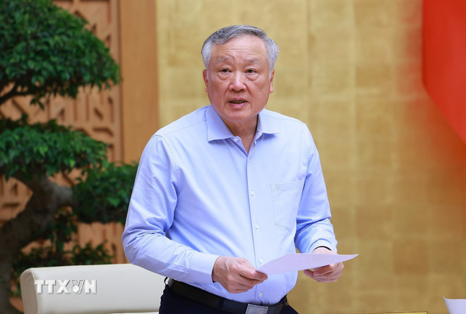 Phó Thủ tướng Thường trực Nguyễn Hòa Bình phát biểu. (Ảnh: Dương Giang/TTXVN) ttxvn-thu-tuong-pham-minh-chinh-chu-tri-phien-hop-chinh-phu-thuong-ky-thang-4-nam-2025-8014712-6.jpg
