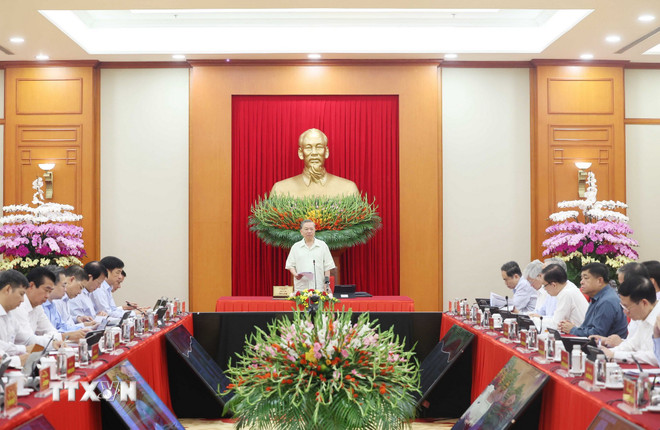 Promluvil generální tajemník To Lam, předseda ústředního řídícího výboru. (Foto: Thong Nhat/VNA) ttxvn-tong-bi-thu-to-lam-chu-tri-phien-hop-cua-thuong-truc-ban-chi-dao-trung-uong-ve-phat-trien-khoa-hoc-cong-nghe-doi-moi-sang-tao-va-chuyen-doi-8339960-1.jpg
