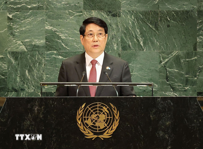 Präsident Luong Cuong spricht bei der hochrangigen Generaldebatte der 80. Sitzung der Generalversammlung der Vereinten Nationen. (Foto: Lam Khanh/VNA) ttxvn-chu-tich-nuoc-luong-cuong-phat-bieu-tai-phien-thao-luan-cap-cao-dhd-lhq-khoa-80-8292811-3.jpg