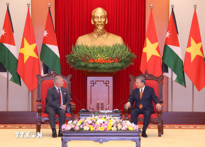ttxvn-tong-bi-thu-to-lam-tiep-quoc-vuong-jordan-abdullah-ii-bin-al-hussein-3.jpg