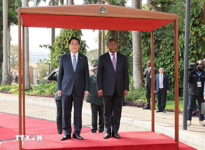 ttxvn-le-don-chu-tich-nuoc-luong-cuong-tham-cap-nha-nuoc-cong-hoa-angola-8196548-5.jpg