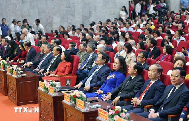 Prime Minister Pham Minh Chinh attends the Patriotic Emulation Congress of Hanoi city. (Photo: Duong Giang/VNA) ttxvn-thu-tuong-pham-minh-chinh-du-dai-hoi-thi-dua-yeu-nuoc-thanh-pho-ha-noi-8329363-2.jpg