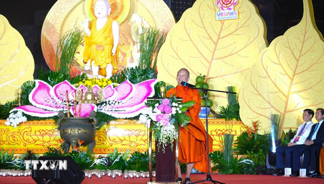 Hòa thượng Giáo sư, Tiến sỹ Phra Brahmapundit, Chủ tịch Ủy ban Tổ chức quốc tế Đại lễ Vesak Liên hợp quốc phát biểu.(Ảnh: Minh Phú/TTXVN) ttxvn-vesak-2025-11.jpg