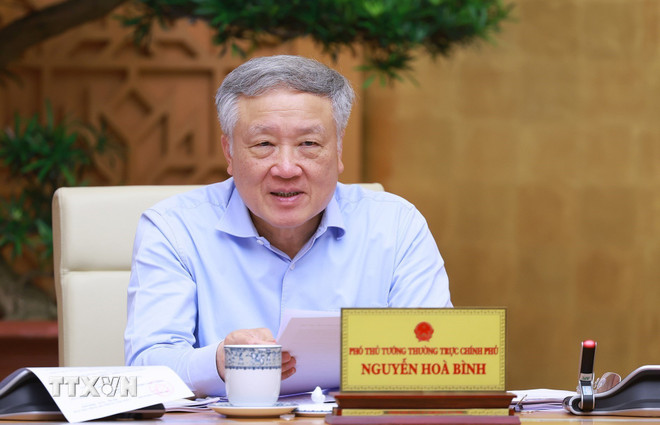 ttxvn-thu-tuong-pham-minh-chinh-chu-tri-phien-hop-chinh-phu-chuyen-de-ve-xay-dung-phap-luat-thang-6-nam-2025-8104874-4.jpg