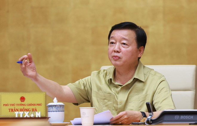 ttxvn-thu-tuong-pham-minh-chinh-chu-tri-phien-hop-chinh-phu-chuyen-de-ve-xay-dung-phap-luat-thang-6-nam-2025-8104874-3.jpg