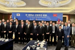 Hai Bộ trưởng đã ký kết Bản ghi nhớ hợp tác trong lĩnh vực năng lượng, công nghiệp và thương mại. (Nguồn: Bộ Công thương)