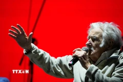 Cựu Tổng thống Uruguay José "Pepe" Mujica phát biểu tại một sự kiện ở Montevideo, ngày 19/10/2024. (Ảnh: THX/TTXVN)