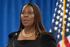 Tổng chưởng lý bang New York (Mỹ) Letitia James phát biểu tại một cuộc họp báo ở Thành phố New York, hồi tháng Hai năm ngoái. (Nguồn: ABC News)