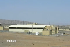 Quang cảnh bên ngoài cơ sở hạt nhân Natanz, phía Nam Thủ đô Tehran của Iran. (Ảnh: Reuters/TTXVN)