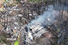 Hiện trường vụ rơi máy bay ở Pohang, tỉnh Bắc Gyeongsang (Hàn Quốc), ngày 29/5/2025. (Ảnh: Yonhap/TTXVN)