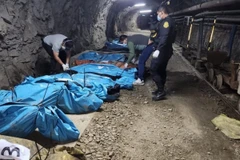 Thi thể của 13 người được tìm thấy trong mỏ vàng ở Peru hồi đầu tháng này. (Nguồn: New Straits Times)