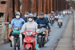 Khu vực Hà Nội trời chuyển mát, ngày có mưa rào và rải rác có dông. (Ảnh: Minh Quyết/TTXVN)