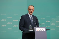 Ông Friedrich Merz phát biểu trong cuộc họp báo ở Berlin. (Ảnh: THX/TTXVN)