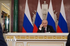 Tổng thống Nga Vladimir Putin trong cuộc họp báo tại Moskva, ngày 11/5/2025. (Ảnh: THX/TTXVN)