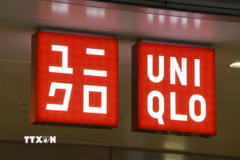 Theo báo cáo, Uniqlo là một trong rất nhiều hãng đang "thăm dò" để trở lại thị trường Nga. (Ảnh: Kyodo/TTXVN)