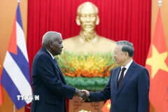 Tổng Bí thư Tô Lâm tiếp Chủ tịch Quốc hội Chính quyền nhân dân và Hội đồng Nhà nước Cuba Esteban Lazo Hernández, trong chuyến thăm chính thức Việt Nam, chiều 1/10/2025. (Ảnh: Thống Nhất/TTXVN)