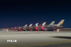 Máy bay của Lực lượng phòng vệ Israel được triển khai, chuẩn bị tham gia chiến dịch tấn công Iran, ngày 13/6/2025. (Ảnh: THX/TTXVN)