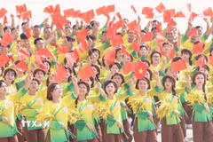 Chương trình văn nghệ tại Lễ Kỷ niệm, diễu binh, diễu hành 80 năm Cách mạng tháng Tám và Quốc khánh 2/9 trên Quảng trường Ba Đình, sáng 2/9/2025. (Ảnh: Thống Nhất/TTXVN)