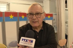 Phỏng vấn nhà sử học Pháp Alain Ruscio. (Ảnh: Đào Dũng/TTXVN)