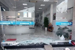 Hiện trường ngân hàng bị cướp. (Ảnh: TTXVN phát)