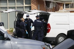 Cảnh sát được triển khai tại hiện trường một vụ tấn công ở Tây Nam thành phố Sydney (Australia) hồi năm ngoái. (Ảnh: THX/TTXVN)
