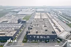 Một nhà máy của hãng Tesla. (Ảnh minh họa. THX/TTXVN)