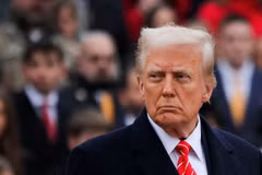 Tổng thống đắc cử Donald Trump tới dự lễ chúc mừng lễ nhậm chức nhiệm kỳ mới tại Arlington, Virginia (Mỹ) ngày 19/1/2025. (Ảnh: Reuters/TTXVN)