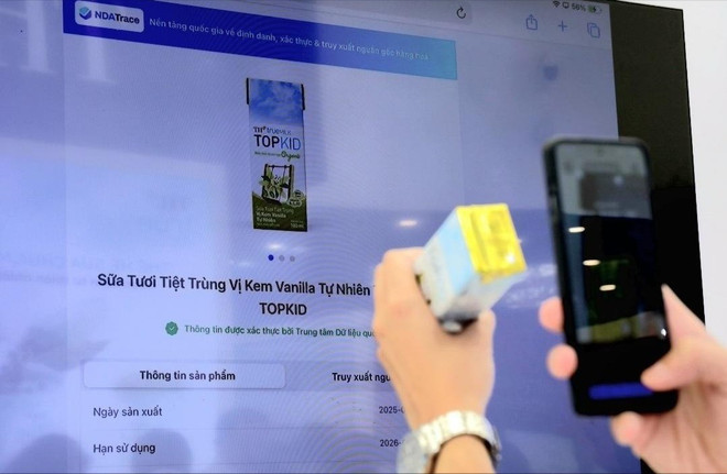 05-truy-xuat-nguon-goc-san-pham-doi-voi-san-pham-sua-tuoi-th-true-milk-nguon-anh-tap-doan-th.jpg