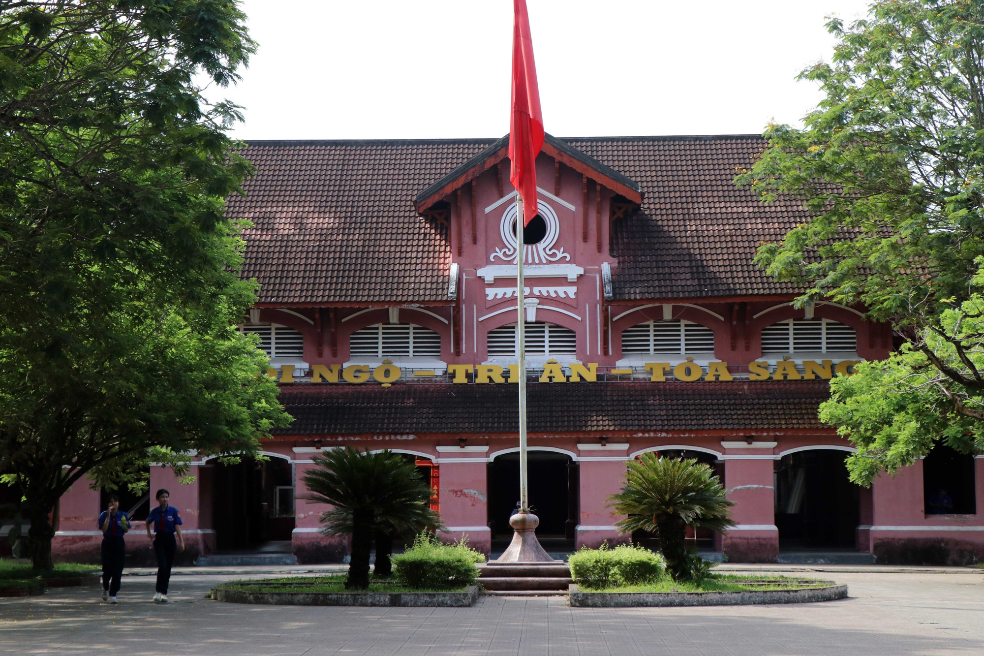 heritage-hue-6.jpg
