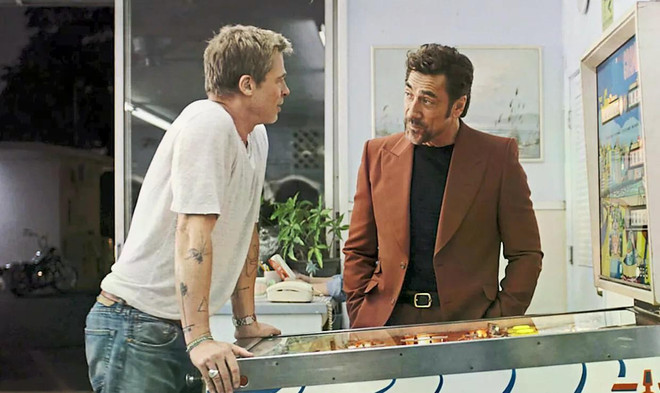 Brad Pitt và Javier Bardem trong F1. (Ảnh từ phim) 0e9a683da1ca382d90051b726893d7aa.jpg
