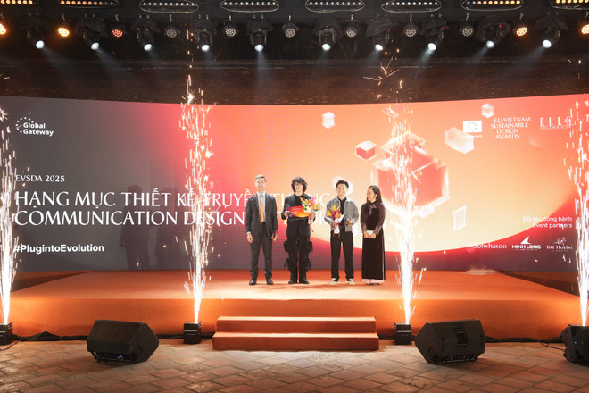 trao-giai-hang-muc-thiet-ke-truyen-thong.jpg