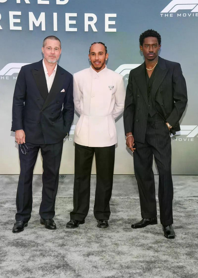Brad Pitt, Lewis Hamilton và Damson Idris trong buổi ra mắt phim. (Ảnh: F1) kbu-4588.jpg