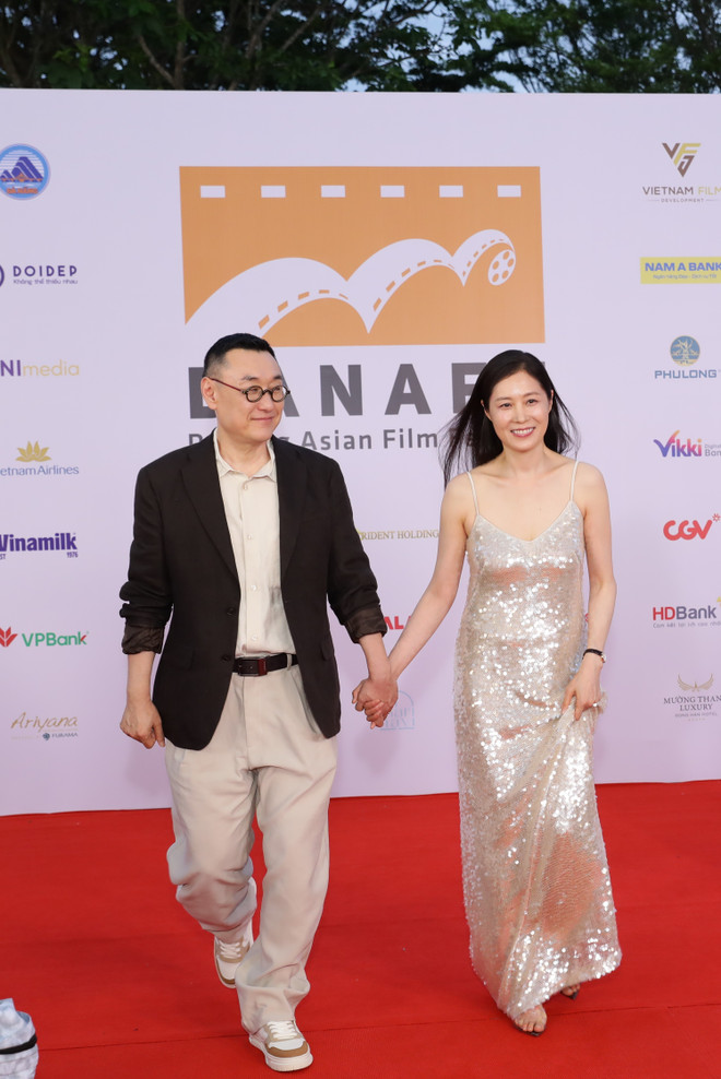 Vợ chồng đạo diễn, diễn viên Jang Joon Hwan và Moon So Ri (Ảnh: PV.Vietnam+) trp-3600.jpg