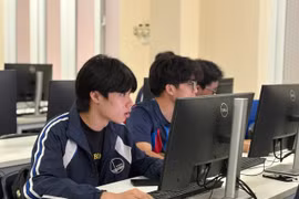 Giờ học của sinh viên khối ngành STEM, Trường Đại học Khoa học Tự nhiên, Đại học Quốc gia Hà Nội. (Ảnh: Phạm Mai/Vietnam+)