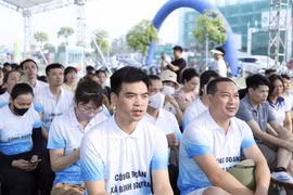 Chương trình nhằm trang bị kiến thức, kỹ năng sống, nâng cao đời sống thể chất, tinh thần cho thanh niên công nhân. (Ảnh: PV/Vietnam+)