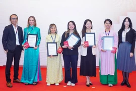 Các nghiên cứu sinh nhận học bổng tiến sỹ của Trường Đại học RMIT. (Ảnh: RMIT Việt Nam)