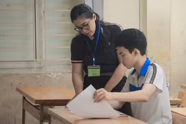 Thí sinh Hà Nội dự thi vào lớp 10. (Ảnh: Hoài Nam/Vietnam+)