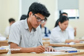 Thí sinh dự thi tốt nghiệp Trung học Phổ thông. (Ảnh: PV/Vietnam+)