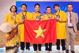Các thành viên đoàn Việt Nam. (Ảnh: Bộ GD-ĐT)