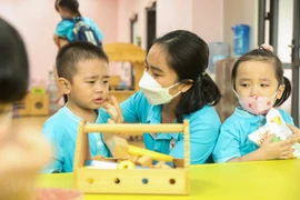 Hiện cả nước còn gần 300.000 trẻ mẫu giáo chưa ra lớp. (Ảnh: Hoàng Hiếu/Vietnam+)