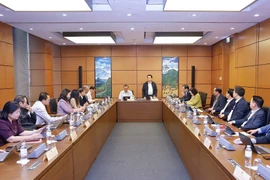 Các đại biểu thảo luận ở tổ chiều 4/11. (Ảnh: Doãn Tấn/TTXVN)