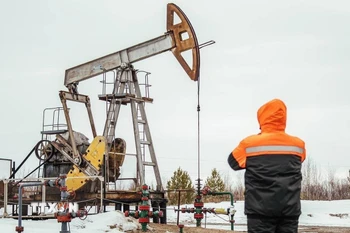 Một cơ sở khai thác dầu của Nga. (Ảnh: TASS/TTXVN)