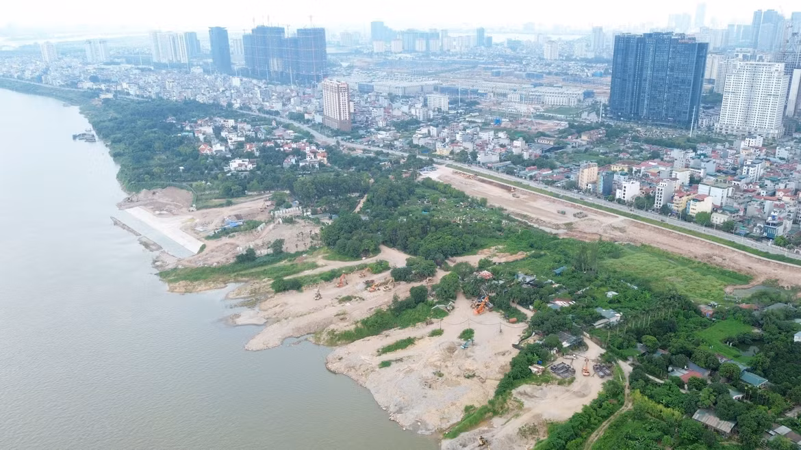 Sau khi hoàn thành, Công viên công cộng Phú Thượng được kỳ vọng trở thành “lá phổi xanh” ven sông phía Bắc Thủ đô, (Ảnh: Quốc Khánh/TTXVN)