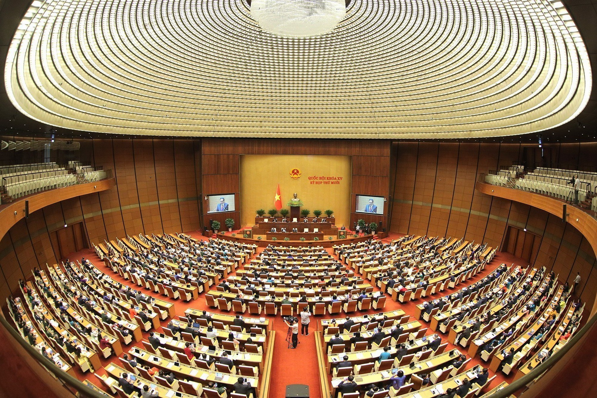 0401-quoc-hoi-2.jpg