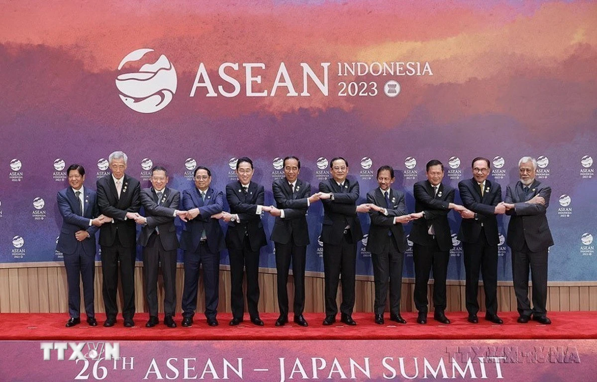 Thủ tướng Phạm Minh Chính và các Trưởng đoàn tham dự Hội nghị Cấp cao ASEAN-Nhật Bản lần thứ 26 tổ chức tại Jakarta, Indonesia (6/9/2023). (Ảnh: Dương Giang/TTXVN)