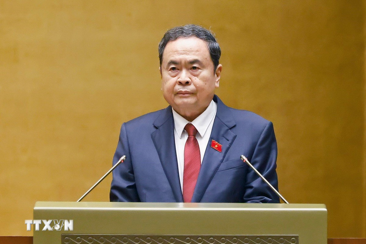 Nationalförsamlingens ordförande Tran Thanh Man håller öppningstalet. (Foto: Doan Tan/VNA) ttxvn-2010-khai-mac-quoc-hoi-5.jpg