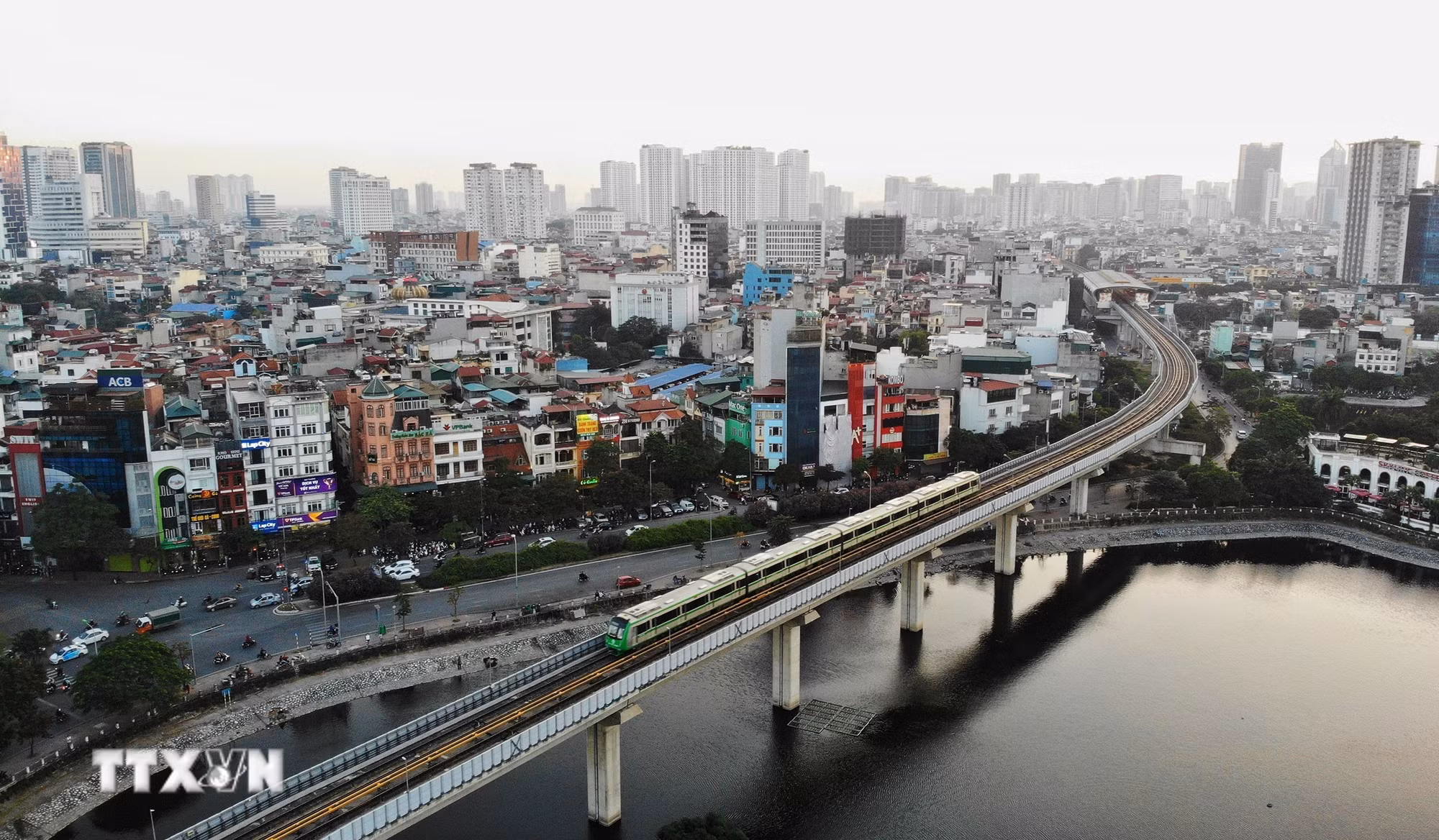 Chủ tịch UBND TP Hà Nội Vũ Đại Thắng: Luật Thủ đô (sửa đổi) tạo đột phá cho Thủ đô phát triển mạnh mẽ- Ảnh 4.